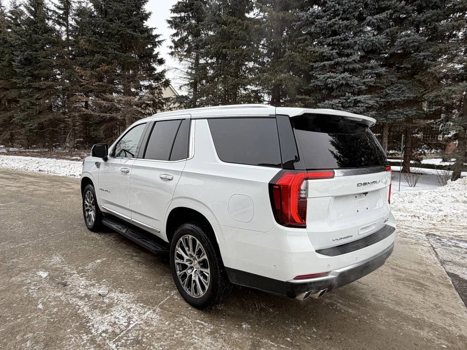 2025 GMC Yukon 5th Gen - Image 11 of 21