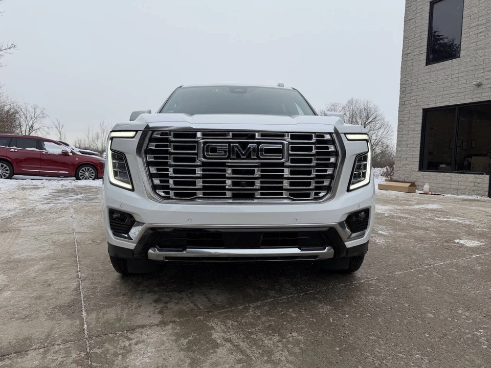 2025 GMC Yukon 5th Gen - Image 4 of 21