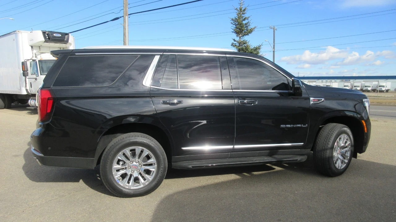 2025 GMC Yukon 5th Gen - Image 11 of 14