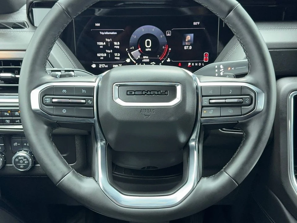 2025 GMC Yukon 5th Gen - Image 19 of 21
