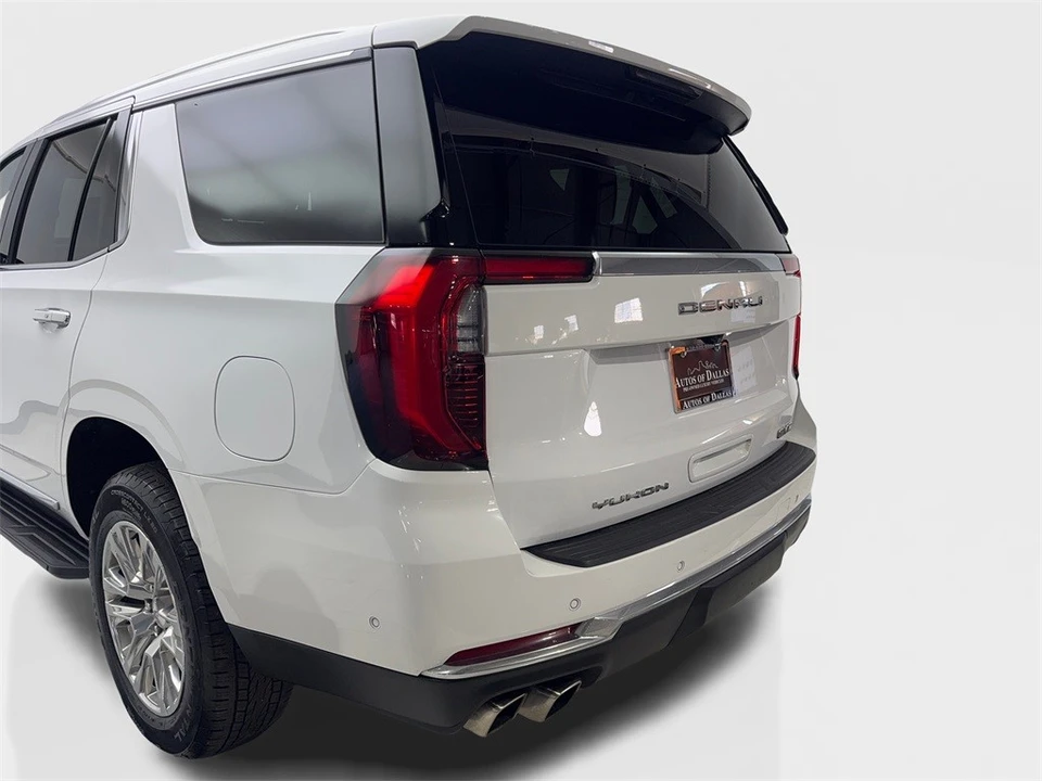 2025 GMC Yukon 5th Gen - Image 19 of 21