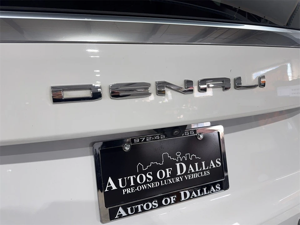 2025 GMC Yukon 5th Gen - Image 21 of 21