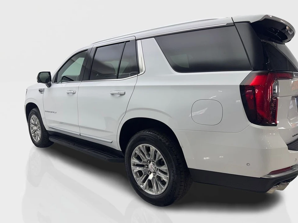 2025 GMC Yukon 5th Gen - Image 14 of 21