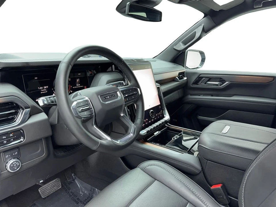 2025 GMC Yukon 5th Gen - Image 16 of 21