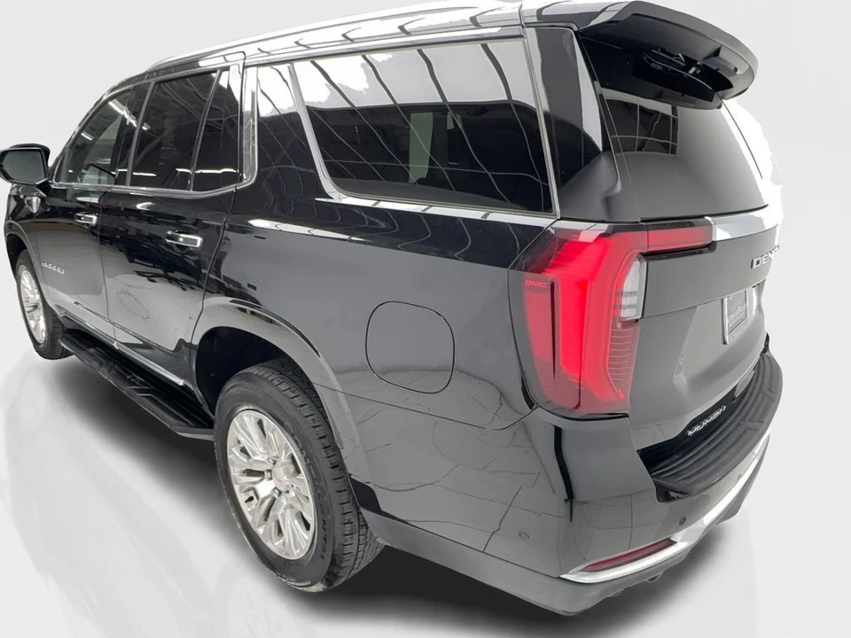 2025 GMC Yukon 5th Gen - Image 12 of 21