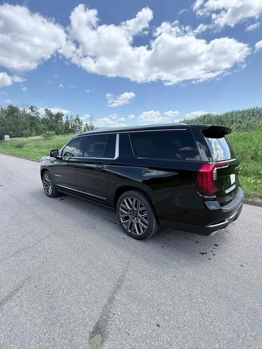 2025 GMC Yukon 5th Gen - Image 2 of 15