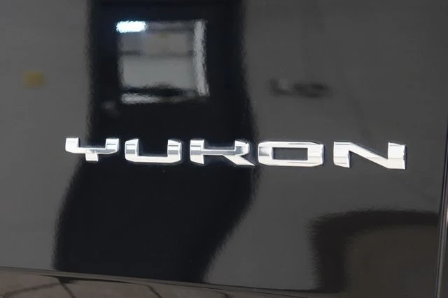 2025 GMC Yukon 5th Gen - Image 17 of 21