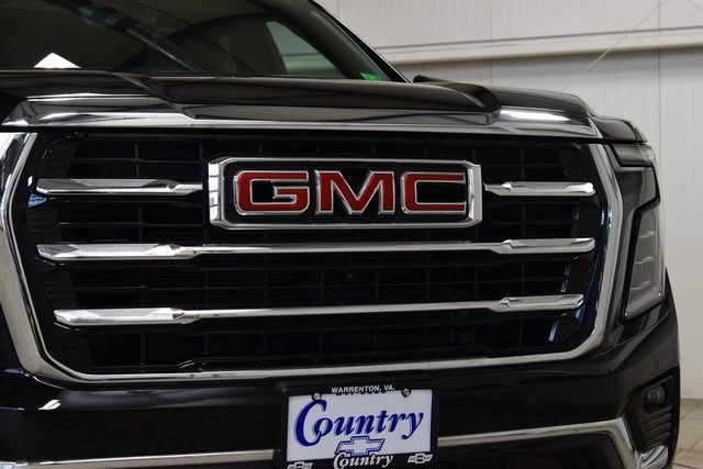 2025 GMC Yukon 5th Gen - Image 11 of 12