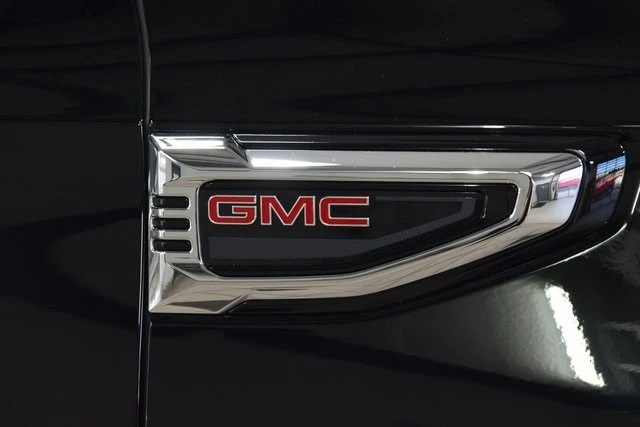 2025 GMC Yukon 5th Gen - Image 16 of 21