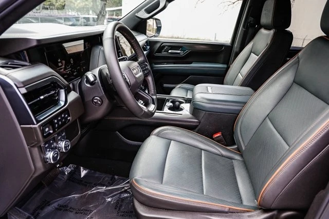 2025 GMC Yukon 5th Gen - Image 19 of 21