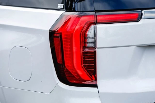 2025 GMC Yukon 5th Gen - Image 8 of 21