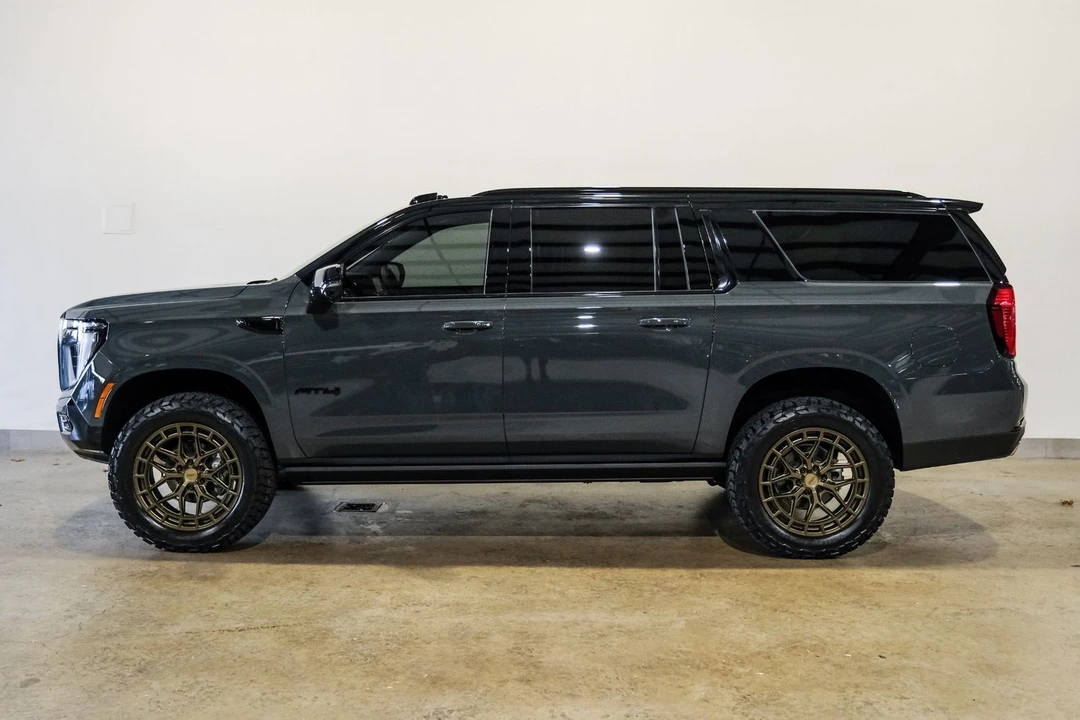 2025 GMC Yukon 5th Gen - Image 7 of 12