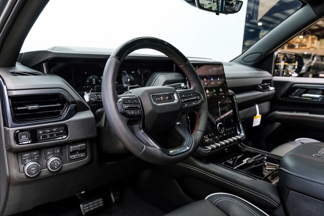 2025 GMC Yukon 5th Gen - Image 12 of 12