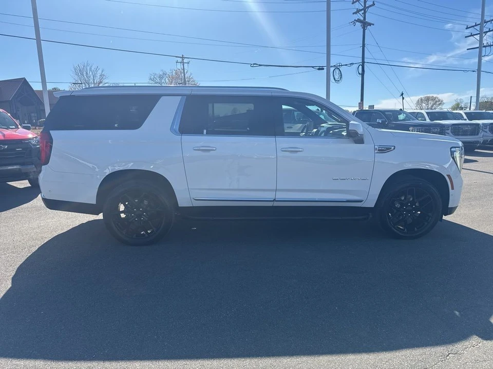 2025 GMC Yukon 5th Gen - Image 6 of 21