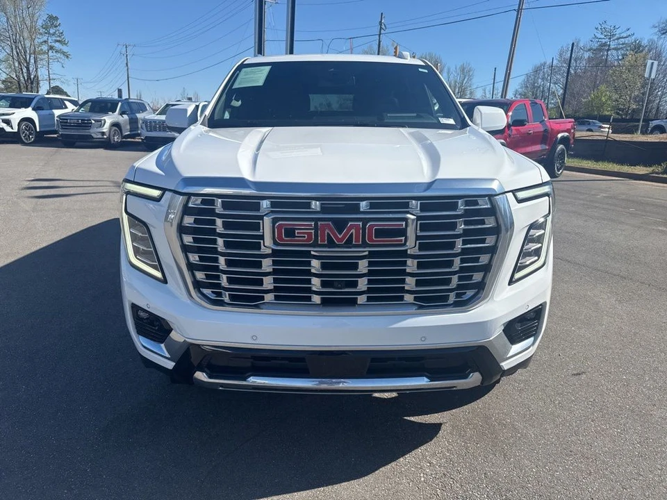 2025 GMC Yukon 5th Gen - Image 8 of 21