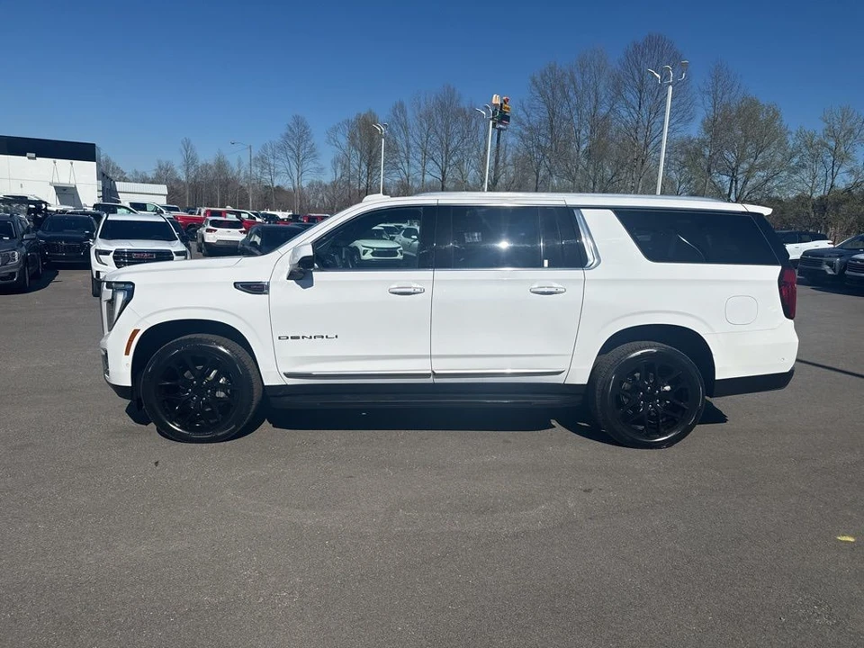 2025 GMC Yukon 5th Gen - Image 2 of 21