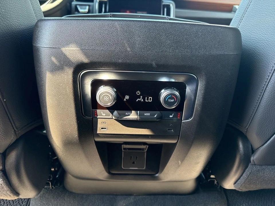 2025 GMC Yukon 5th Gen - Image 14 of 21