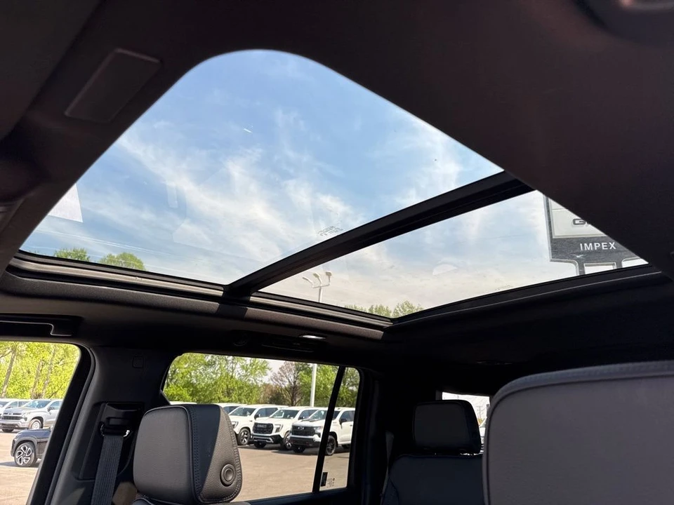 2025 GMC Yukon 5th Gen - Image 11 of 21