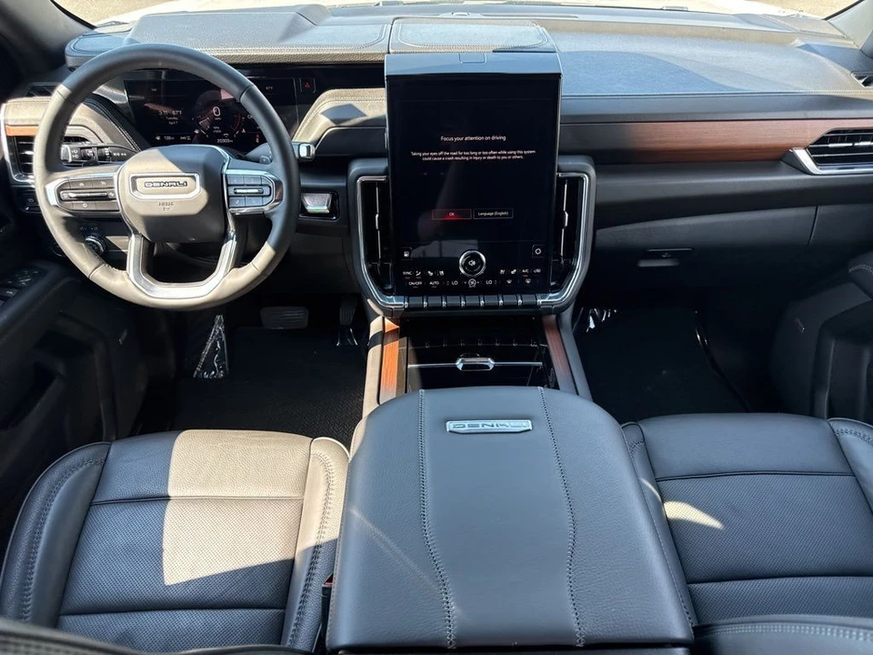 2025 GMC Yukon 5th Gen - Image 15 of 21