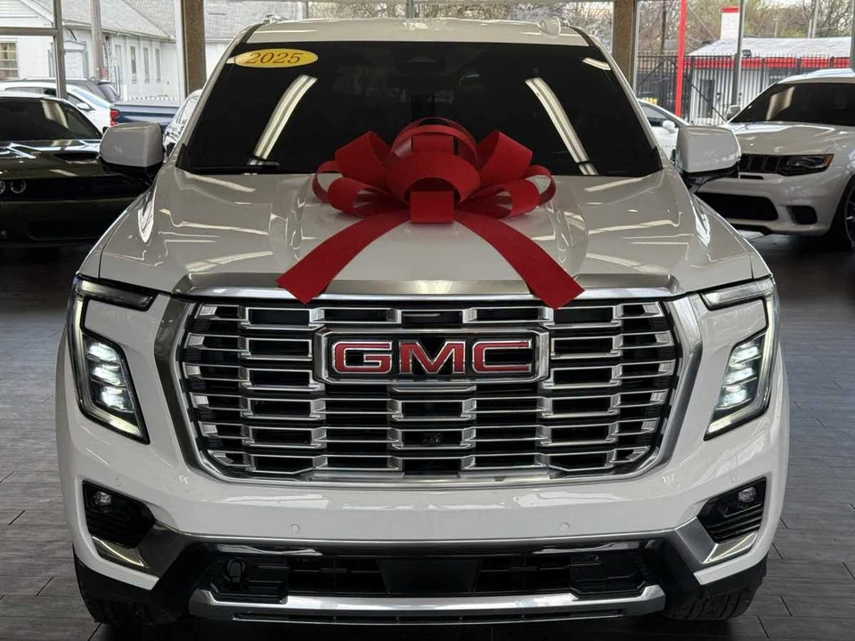 2025 GMC Yukon 5th Gen - Image 4 of 21