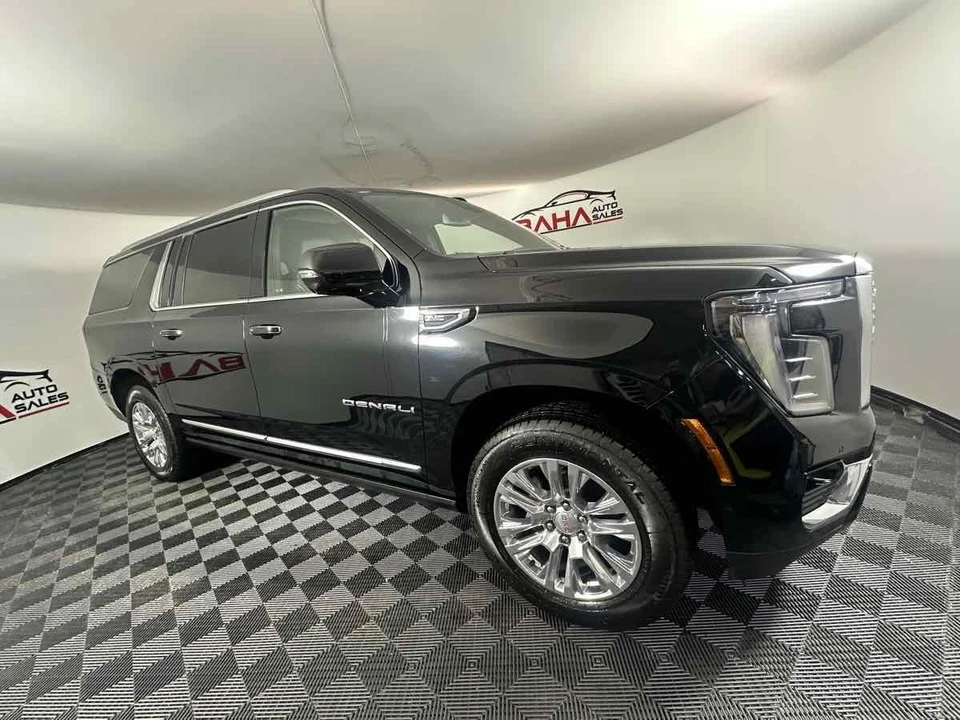 2025 GMC Yukon 5th Gen - Image 13 of 21