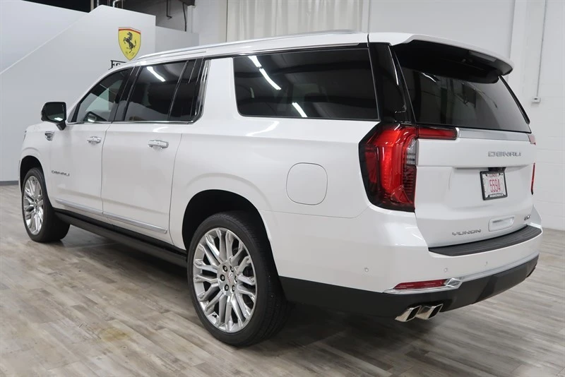 2025 GMC Yukon 5th Gen - Image 11 of 21