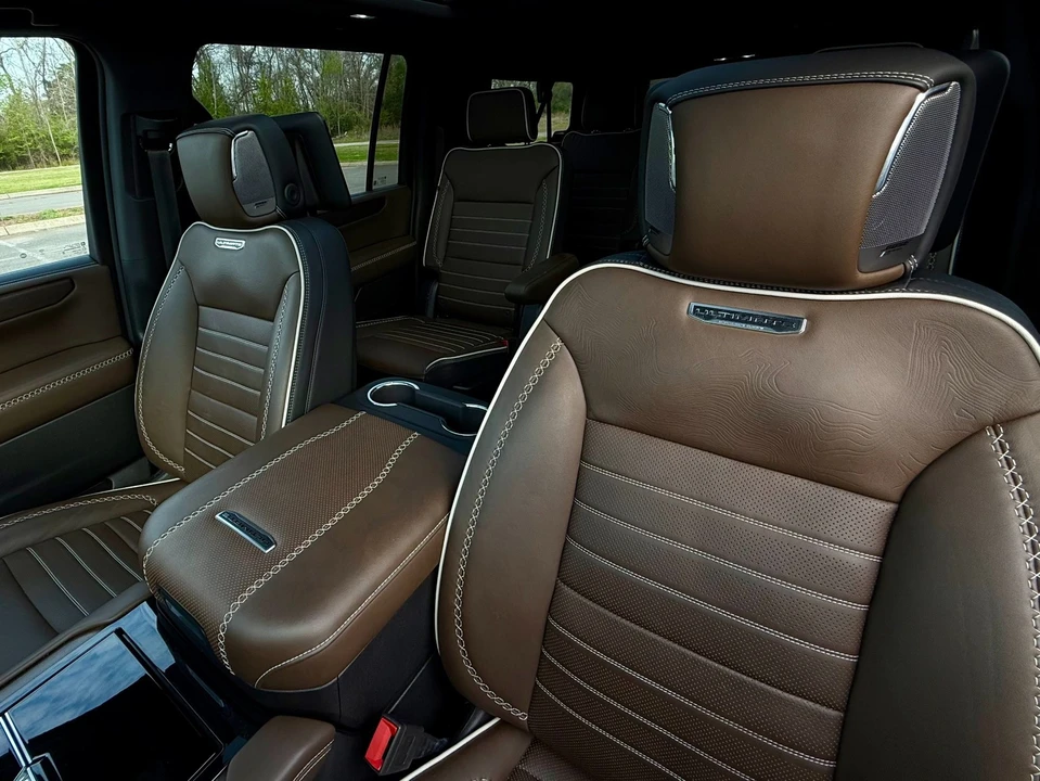 2025 GMC Yukon 5th Gen - Image 10 of 21