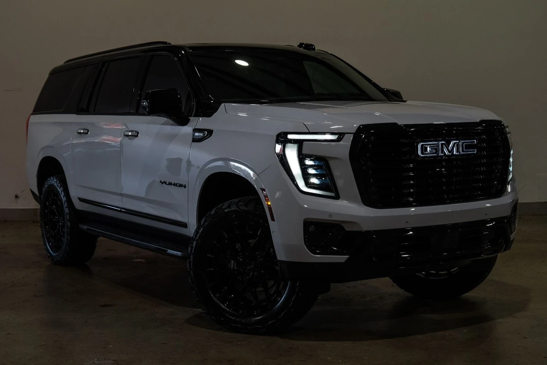 2025 GMC Yukon 5th Gen - Image 7 of 12