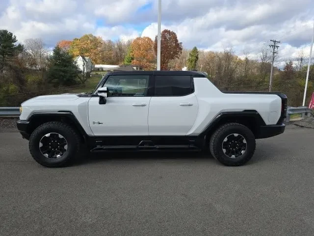 2025 GMC Hummer EV - Image 2 of 9