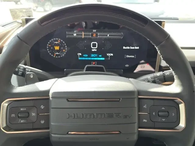 2025 GMC Hummer EV - Image 6 of 9