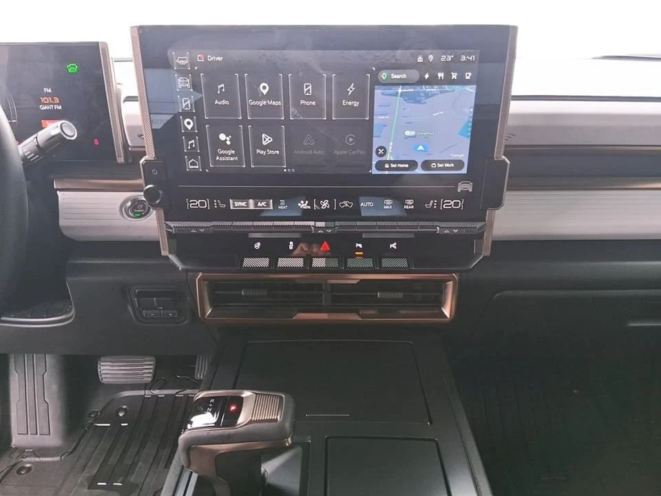 2025 GMC Hummer EV - Image 4 of 12