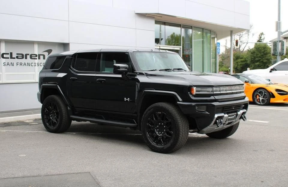 2025 GMC Hummer EV - Image 6 of 20
