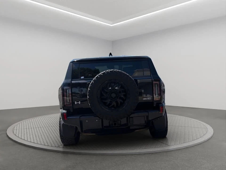 2025 GMC Hummer EV - Image 5 of 16