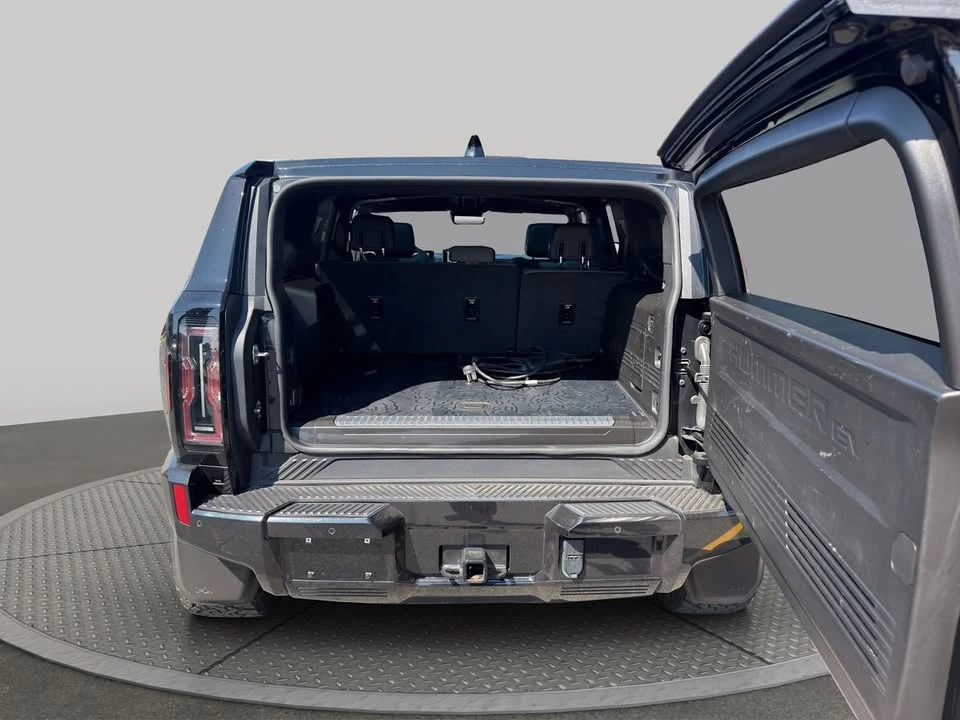 2025 GMC Hummer EV - Image 7 of 16