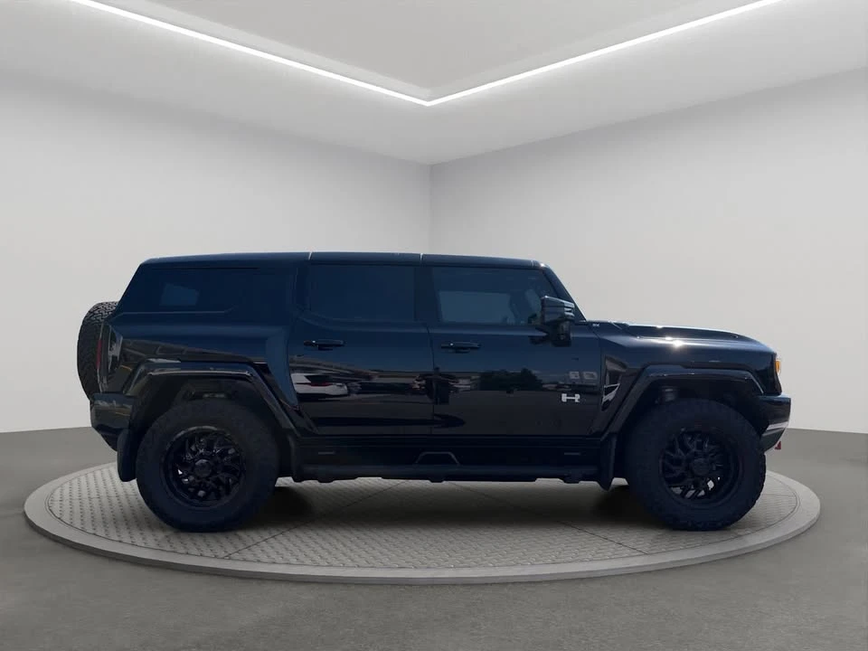 2025 GMC Hummer EV - Image 3 of 16