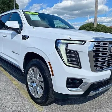 2025 GMC Yukon Denali XL 4WD