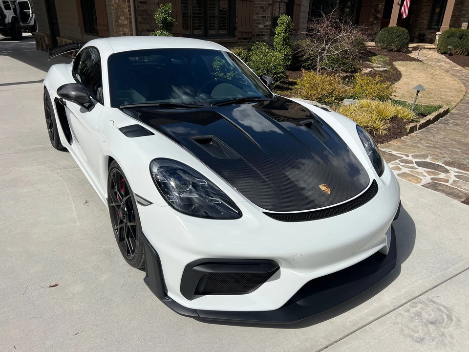 2025 Porsche 718 Cayman GT4 RS - Image 2 of 15
