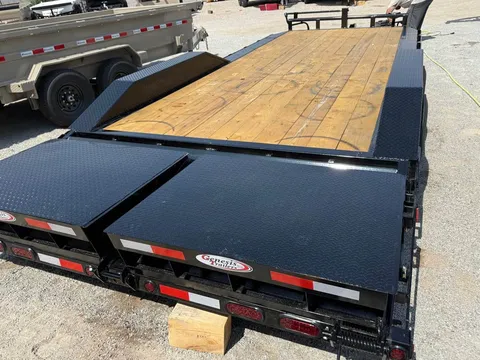 2025 Genesis Equipment Trailer