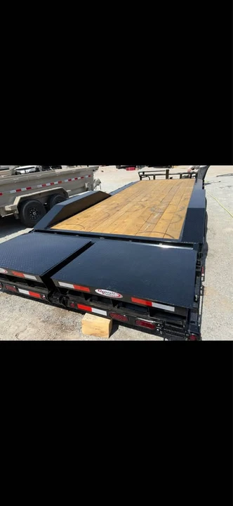 2025 Genesis - Image 2 of 2