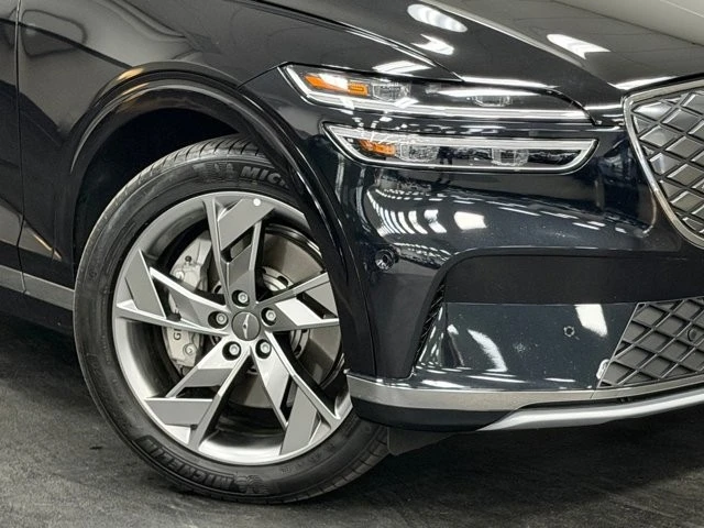 2025 Genesis GV70 - Image 4 of 12