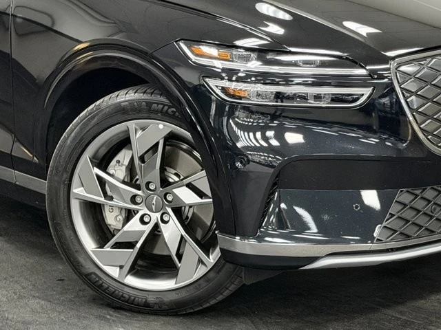 2025 Genesis GV70 - Image 4 of 12