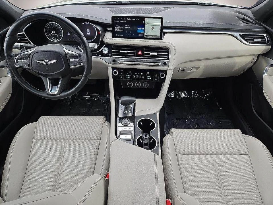 2025 Genesis G70 - Image 8 of 16