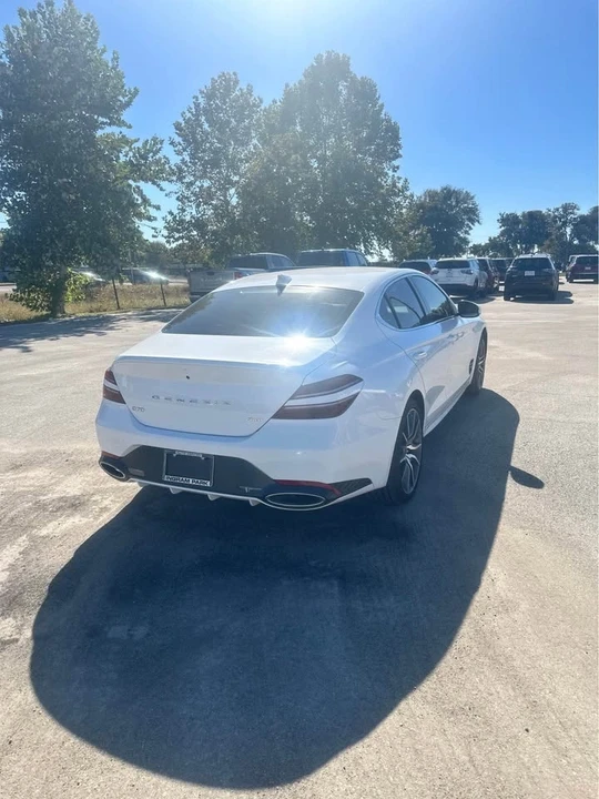 2025 Genesis G70 - Image 2 of 10