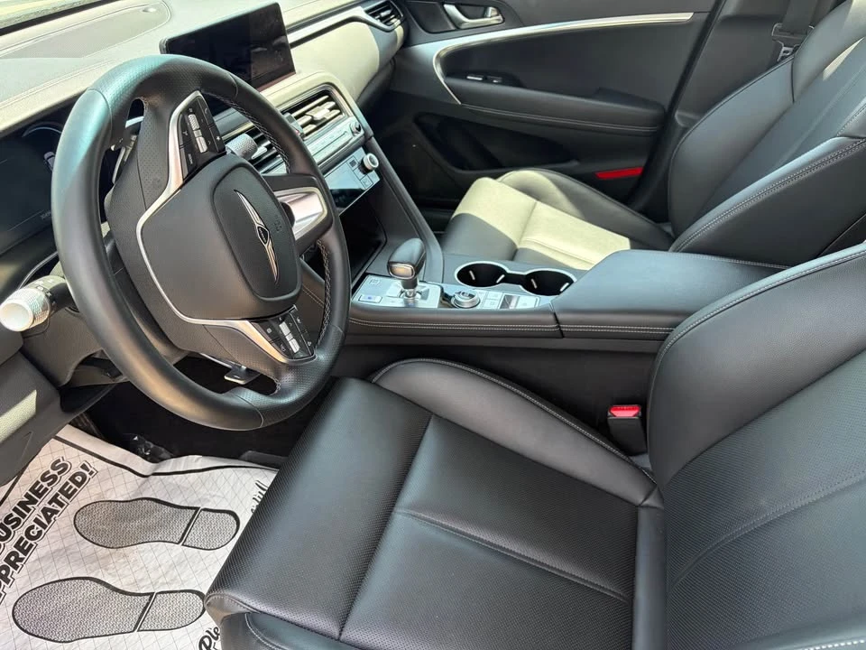 2025 Genesis G70 - Image 6 of 7