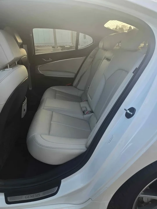2025 Genesis G70 - Image 5 of 7