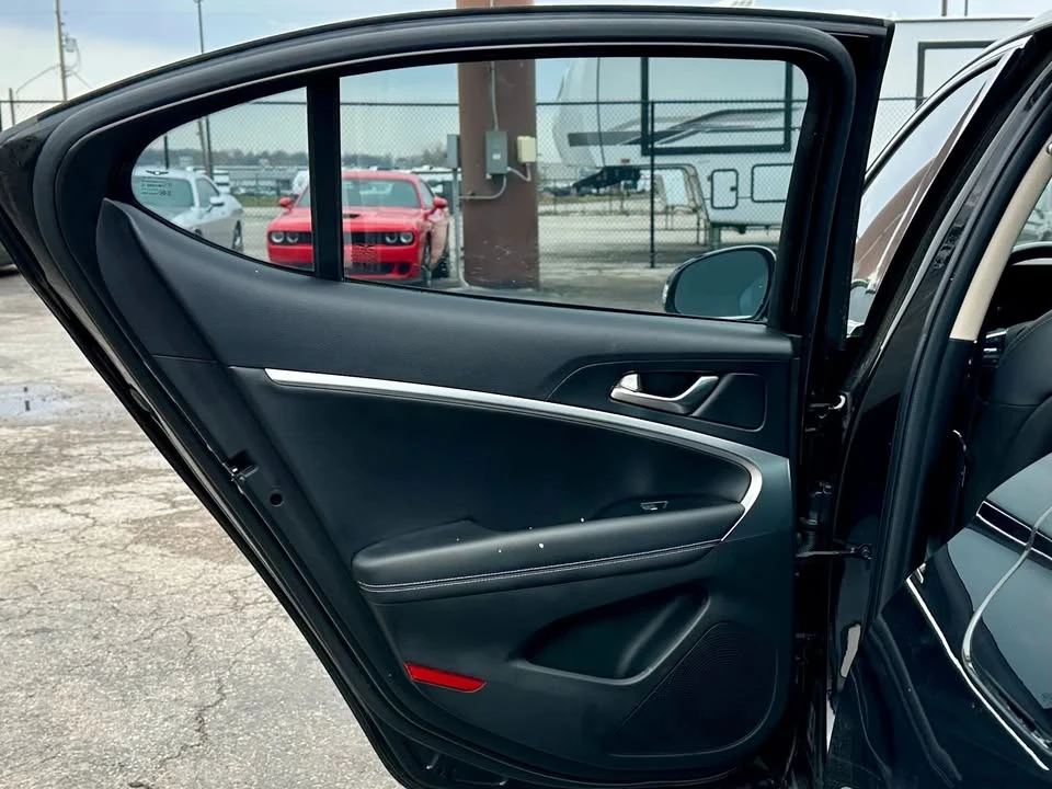 2025 Genesis G70 - Image 20 of 20