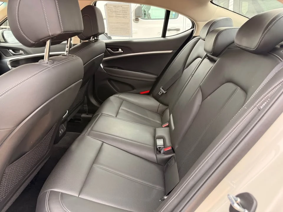 2025 Genesis G70 - Image 5 of 5