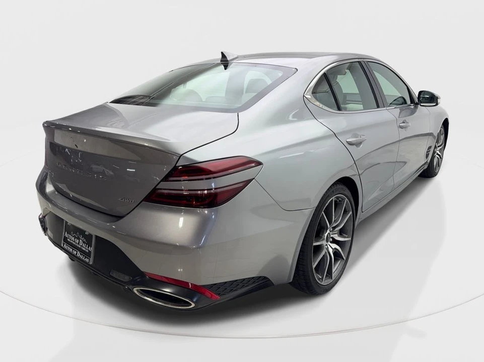 2025 Genesis G70 - Image 6 of 31