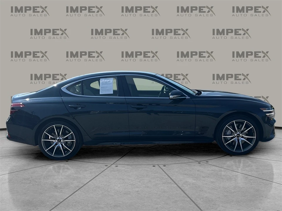 2025 Genesis G70 - Image 6 of 12