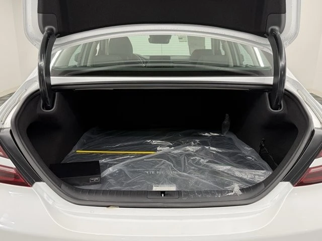 2025 Genesis G70 - Image 11 of 12